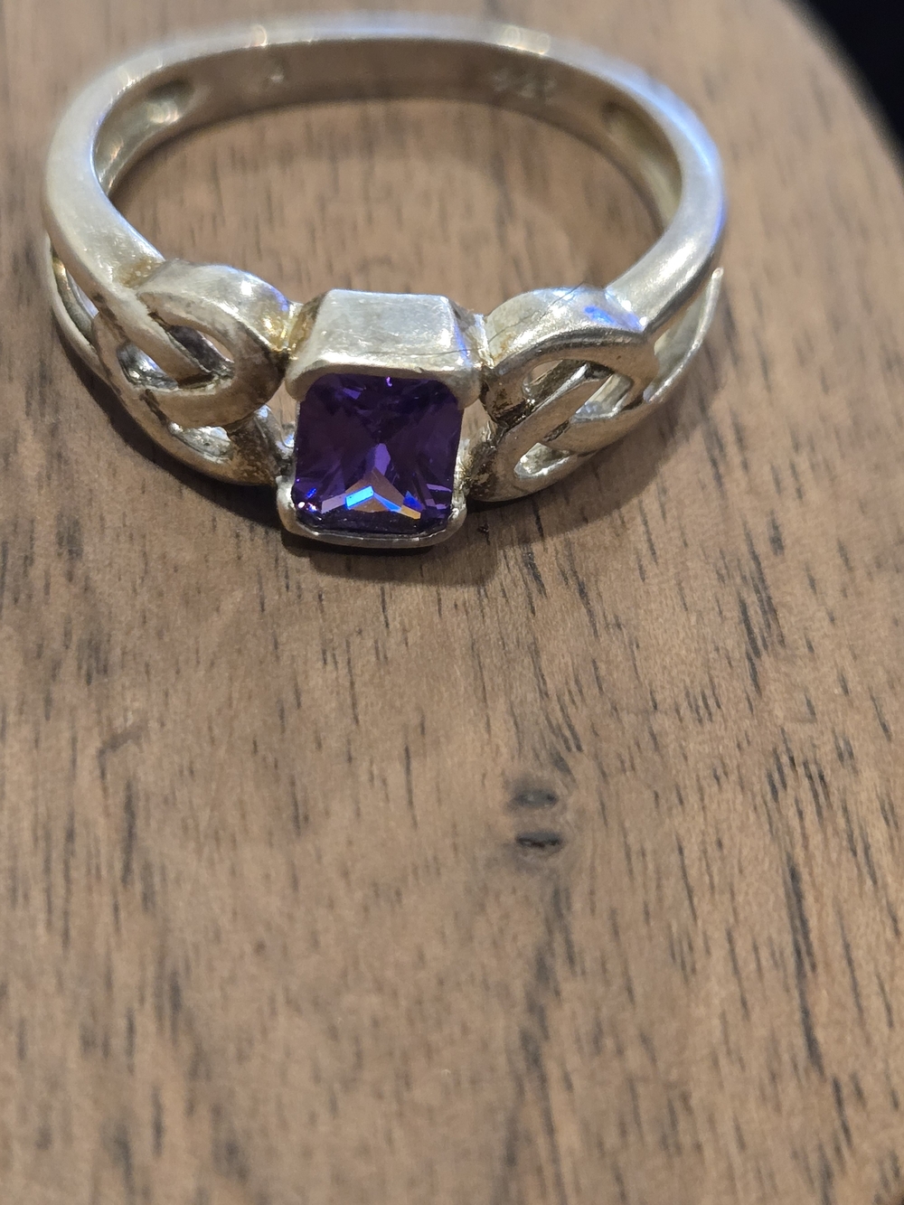 925 Sterling Silver  Celtic Knot Ring with Purple Gemstone Stone